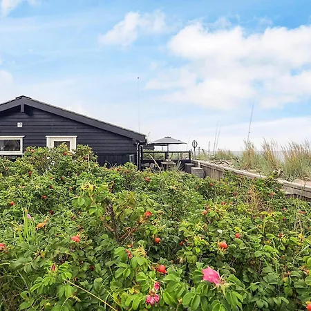 Holiday home 4 Star In Karrebaeksminde-by Traum